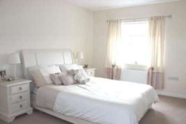  Image of 4 bedroom Detached house for sale in Fairgrove Drive East Kilbride Glasgow G75 at Lindsayfield East Kilbride Jackton, G75 9FH