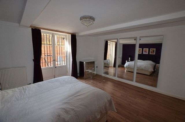  Image of 2 bedroom Flat for sale in Falkner Square Toxteth Liverpool L8 at Falkner Square  Liverpool, L8 7PA