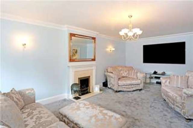  Image of 5 bedroom Detached house for sale in Farleigh Road Warlingham CR6 at Warlingham Surrey Farleigh, CR6 9EL