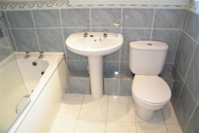  Image of 2 bedroom Semi-Detached house to rent in Faskin Road Glasgow G53 at Priesthill Glasgow Glasgow, G53 7EY