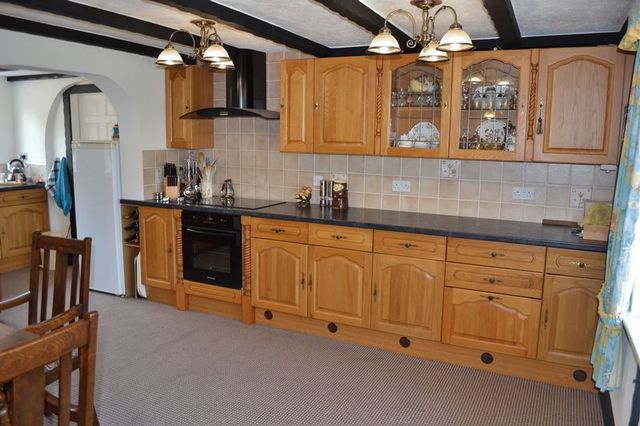  Image of 3 bedroom Detached house for sale in Ferry Road Goxhill Barrow-upon-Humber DN19 at Ferry Road  Goxhill, DN19 7NJ