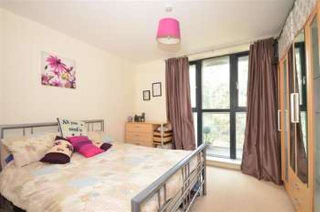  Image of 2 bedroom Flat for sale in Fieldfare Lane Greenhithe DA9 at Waterstone Park Kent Greenhithe, DA9 9UP