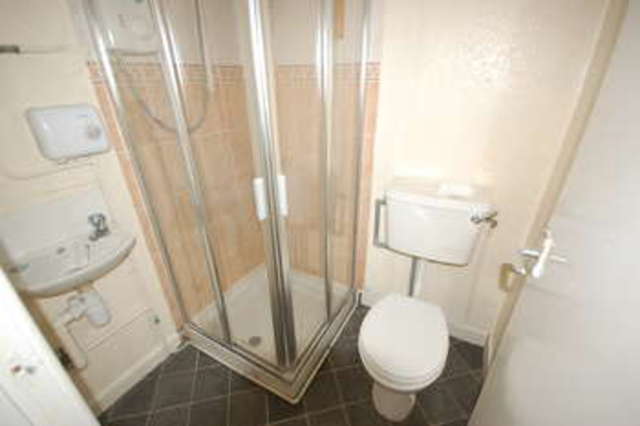  Image of 1 bedroom Flat to rent in Braithwaite Street Blackpool FY1 at Blackpool Lancashire, FY1 2HS
