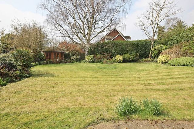  Image of 4 bedroom Detached house for sale in Flitwick Road Ampthill Bedford MK45 at Flitwick Road  Ampthill, MK45 2NY