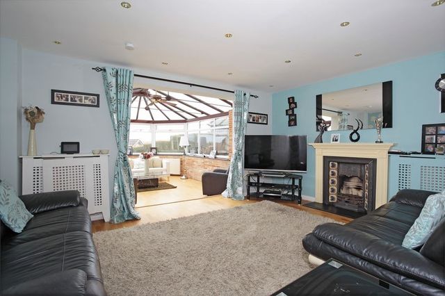  Image of 4 bedroom Detached house for sale in Forge Close Uckfield TN22 at Forge Close  Uckfield, TN22 5BQ