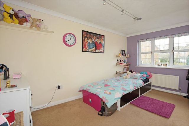  Image of 4 bedroom Detached house for sale in Forge Close Uckfield TN22 at Forge Close  Uckfield, TN22 5BQ