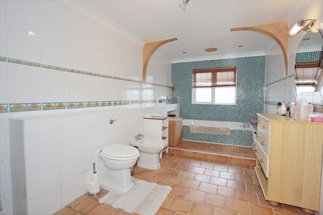  Image of 4 bedroom Detached house for sale in Forge Close Uckfield TN22 at Forge Close  Uckfield, TN22 5BQ