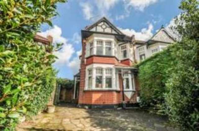  Image of 5 bedroom Semi-Detached house for sale in Friern Barnet Lane London N20 at Whetstone  Whetstone, N20 0NG