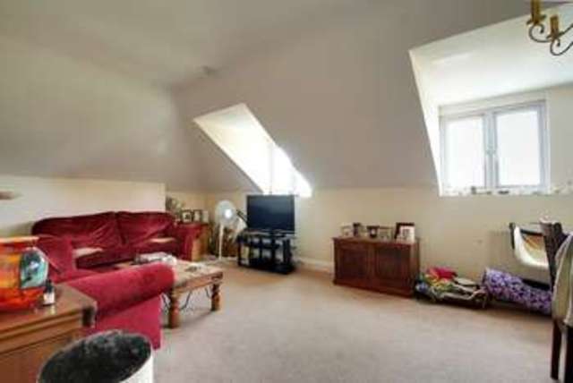  Image of 3 bedroom Flat for sale in Bycullah Road Enfield EN2 at Geldard House Bycullah Road Enfield, EN2 8EE