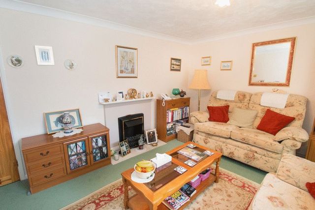  Image of 2 bedroom Flat for sale in Gilbert Road Chichester PO19 at Gilbert Road  Chichester, PO19 3NR