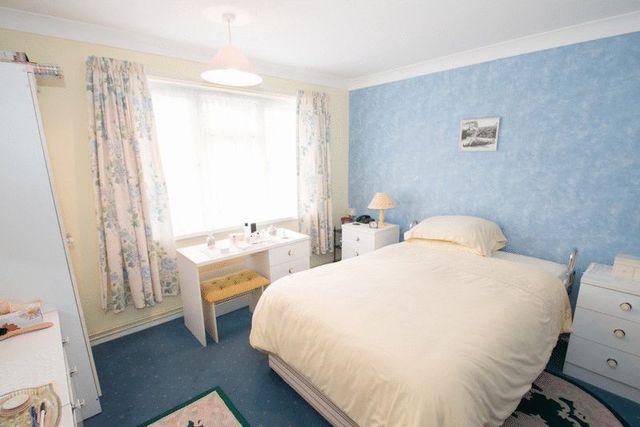  Image of 2 bedroom Flat for sale in Gilbert Road Chichester PO19 at Gilbert Road  Chichester, PO19 3NR