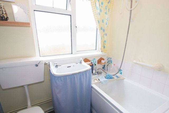  Image of 2 bedroom Flat for sale in Gilbert Road Chichester PO19 at Gilbert Road  Chichester, PO19 3NR