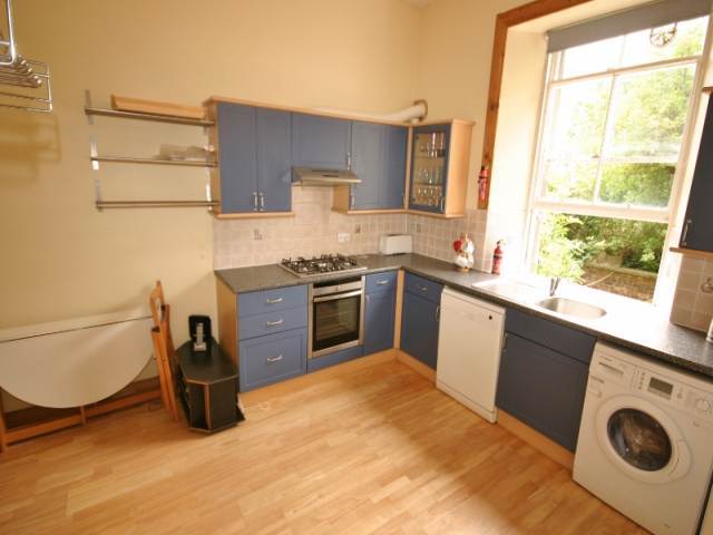 Image of 3 bedroom Flat to rent in Glen Street Edinburgh EH3 at Tollcross Edinburgh Edinburgh, EH3 9JF