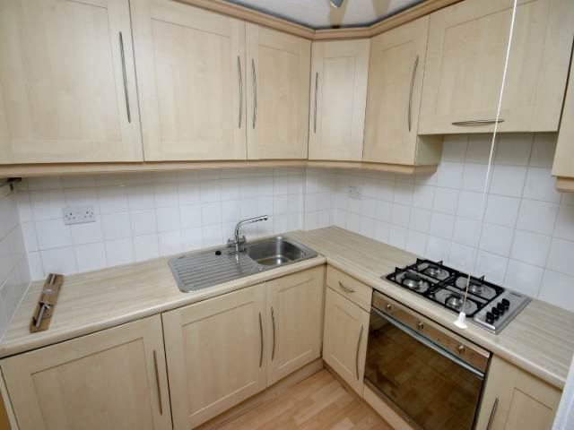  Image of 1 bedroom Flat to rent in Glen Street Edinburgh EH3 at Tollcross Edinburgh Edinburgh, EH3 9JE