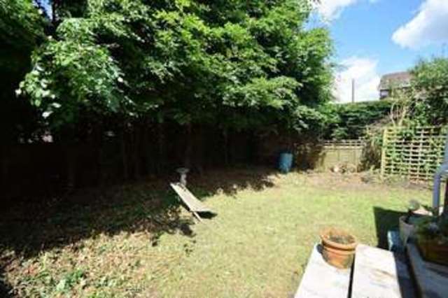  Image of 3 bedroom Semi-Detached house for sale in Gatehampton Road Goring Reading RG8 at Goring on Thames  Reading, RG8 0EP