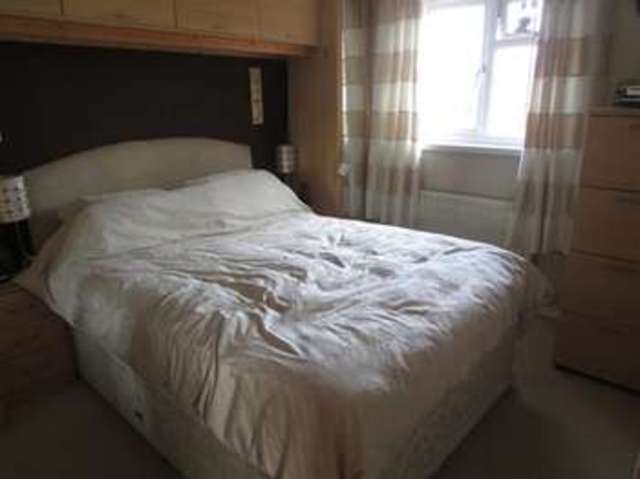  Image of 3 bedroom Terraced house for sale in Gould Close Street BA16 at Street, BA16 0AZ