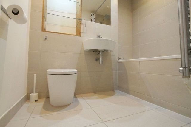  Image of 2 bedroom Flat to rent in Gray