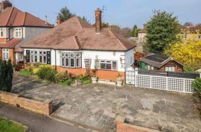  Image of 3 bedroom Detached house for sale in Greenfield Way Harrow HA2 at North Harrow Middlesex, HA2 6HU