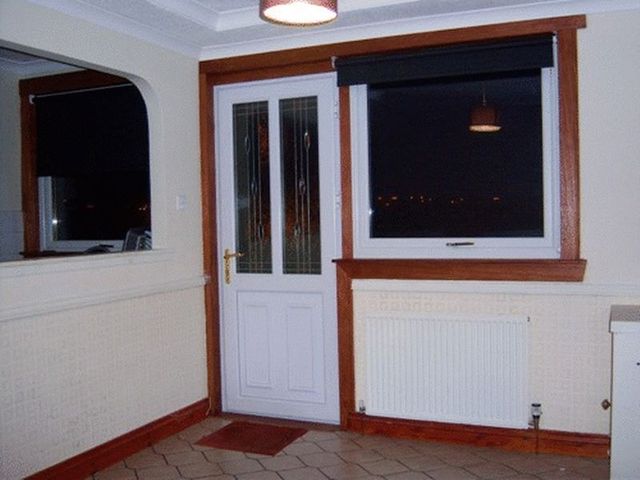  Image of 2 bedroom Terraced house to rent in Greenloanings Kirkcaldy KY2 at Greenloanings  Kirkcaldy, KY2 6NJ