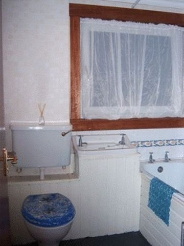  Image of 2 bedroom Terraced house to rent in Greenloanings Kirkcaldy KY2 at Greenloanings  Kirkcaldy, KY2 6NJ