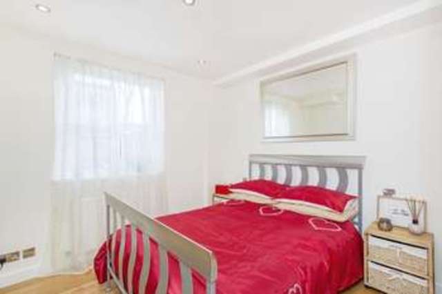  Image of 2 bedroom Property for sale in Thames Street Hampton TW12 at Thames Street  Hampton, TW12 2DX