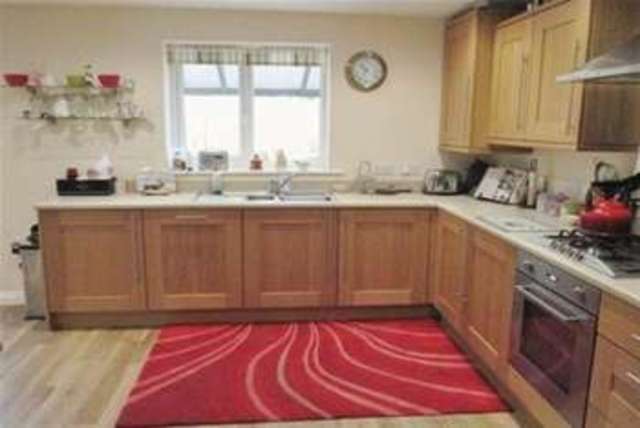  Image of 4 bedroom Detached house to rent in Harbin Close Yeovil BA21 at Yeovil, BA21 5FS