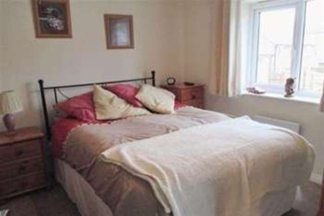  Image of 4 bedroom Detached house to rent in Harbin Close Yeovil BA21 at Yeovil, BA21 5FS