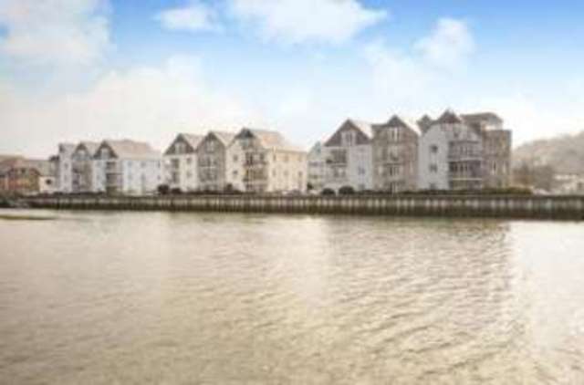  Image of 3 bedroom Flat for sale in Town Quay Harbour Road Wadebridge PL27 at Harbour Road Wadebridge Wadebridge, PL27 7AU
