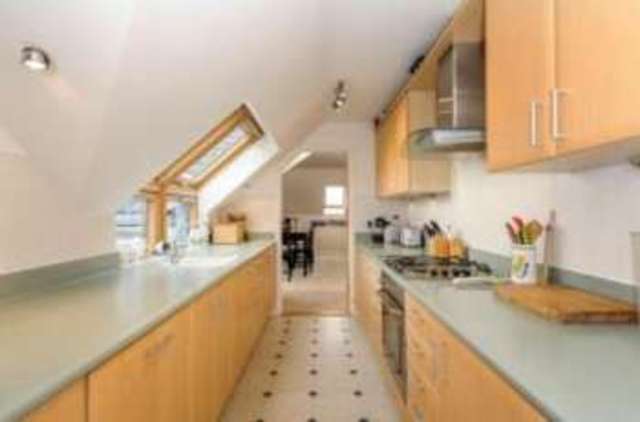  Image of 3 bedroom Flat for sale in Town Quay Harbour Road Wadebridge PL27 at Harbour Road Wadebridge Wadebridge, PL27 7AU