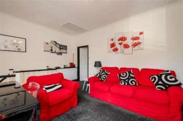  Image of 2 bedroom Apartment for sale in Hartfield Crescent London SW19 at Wimbledon, SW19 3RZ