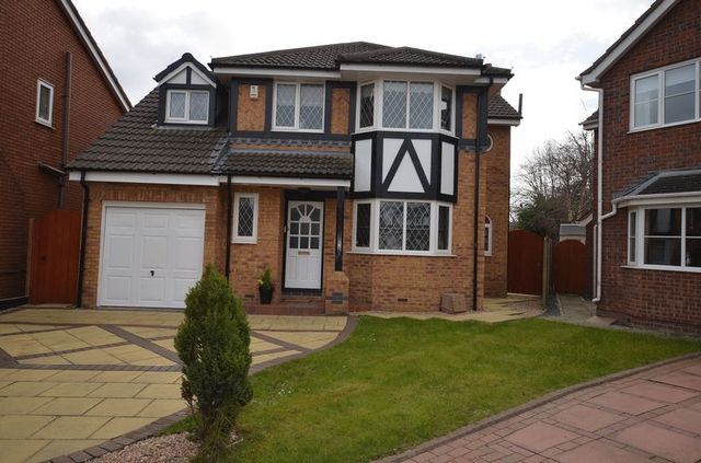  Image of 4 bedroom Detached house for sale in Hartland Close Widnes WA8 at Hartland Close  WIDNES, WA8 9FB