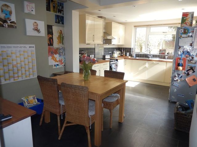  Image of 3 bedroom Semi-Detached house for sale in Hathaway Road Coventry CV4 at Hathaway Road  Coventry, CV4 9HW