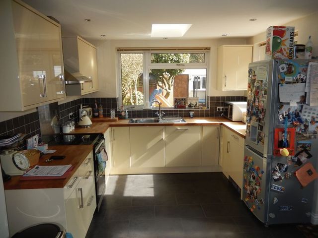  Image of 3 bedroom Semi-Detached house for sale in Hathaway Road Coventry CV4 at Hathaway Road  Coventry, CV4 9HW