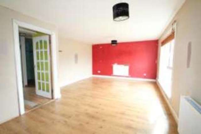  Image of 3 bedroom Flat for sale in Hazel Road Cumbernauld Glasgow G67 at Cumbernauld Glasgow Abronhill, G67 3BS