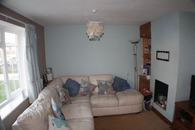  Image of 2 bedroom Semi-Detached house for sale in Hearn Road Woodley Reading RG5 at Hearn Road Woodley Reading, RG5 3QG