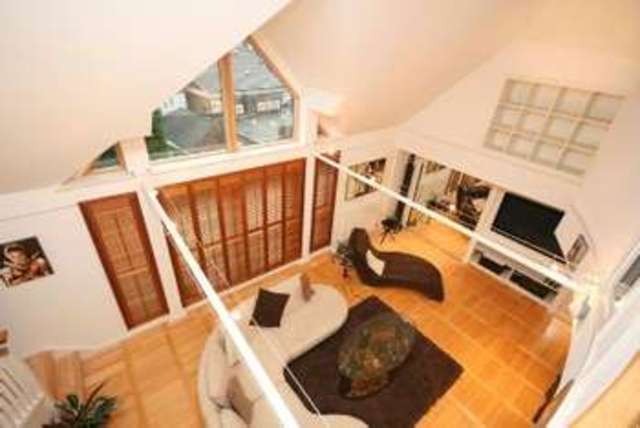  Image of 2 bedroom Apartment for sale in Heath Road Hale Altrincham WA14 at Altrincham, WA14 2XQ