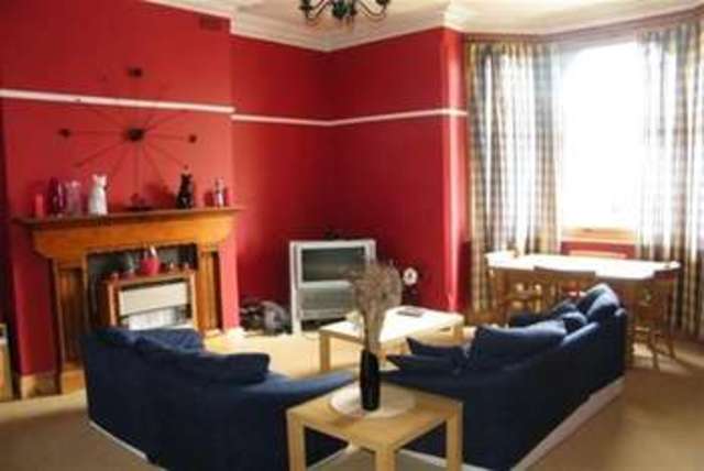  Image of 2 bedroom Flat to rent in Heath Terrace Leamington Spa CV32 at Leamington Spa, CV32 5NA