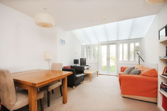  Image of 3 bedroom Terraced house to rent in Hepdon Mews London SW17 at Hepdon Mews  Tooting, SW17 0GP