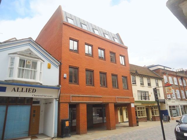  Image of Flat for sale in High Street Hemel Hempstead HP1 at High Street  Hemel Hempstead, HP1 3AF