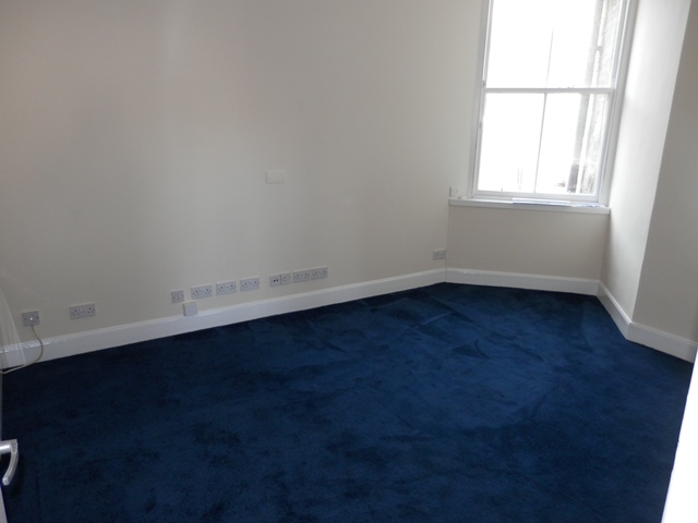  Image of 2 bedroom Flat to rent in High Street Perth PH1 at Perth Perthshire Perthshire, PH1 5TJ