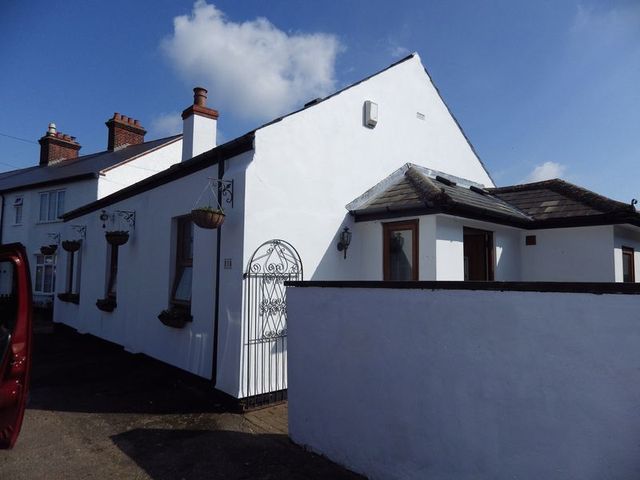 Image of 2 bedroom Detached house to rent in High Street Roxton Bedford MK44 at High Street Roxton Bedford, MK44 3EA