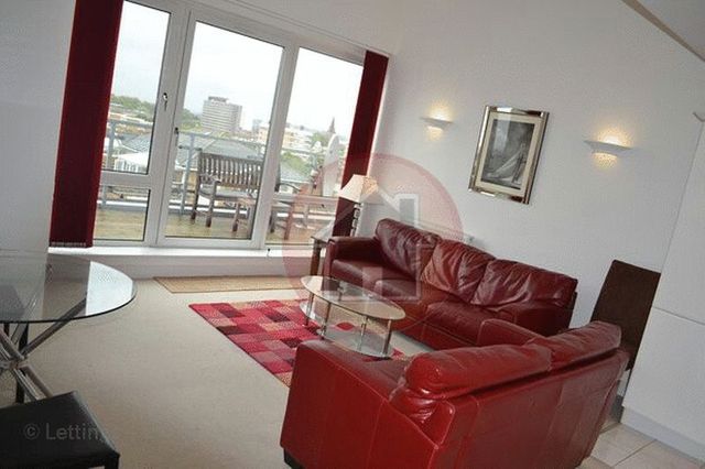  Image of 3 bedroom Flat to rent in High Street Southampton SO14 at High Street  Southampton, SO14 2NW