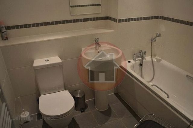  Image of 3 bedroom Flat to rent in High Street Southampton SO14 at High Street  Southampton, SO14 2NW
