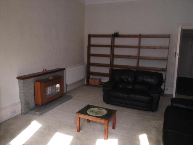  Image of 3 bedroom Flat to rent in Highburgh Road Glasgow G12 at Dowanhill Glasgow Glasgow, G12 9YD