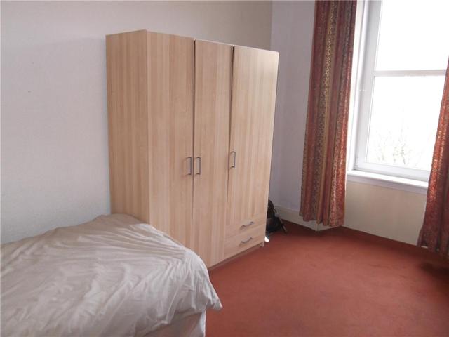  Image of 3 bedroom Flat to rent in Highburgh Road Glasgow G12 at Dowanhill Glasgow Glasgow, G12 9YD
