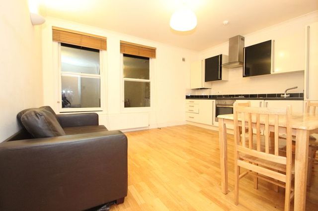  Image of 2 bedroom Flat to rent in Highbury New Park London N5 at Highbury New Park  London, N5 2DS