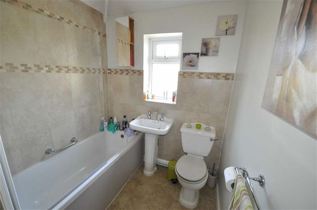  Image of 5 bedroom Property for sale in Hillery Road Worcester WR5 at Hillery Road Worcester Worcester, WR5 1RF