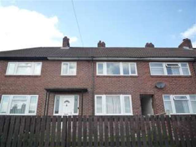  Image of 3 bedroom Terraced house for sale in Holays Huddersfield HD5 at Kirkheaton, HD5 9QX