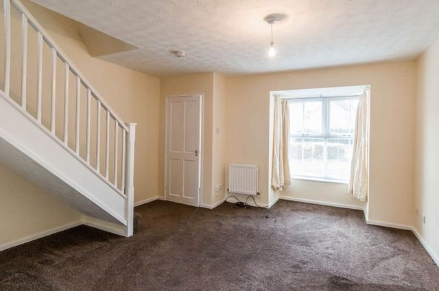  Image of 4 bedroom Detached house for sale in Holbush Way Irthlingborough Wellingborough NN9 at Holbush Way Irthlingborough Wellingborough, NN9 5EP