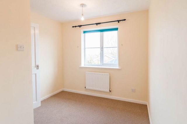  Image of 4 bedroom Detached house for sale in Holbush Way Irthlingborough Wellingborough NN9 at Holbush Way Irthlingborough Wellingborough, NN9 5EP